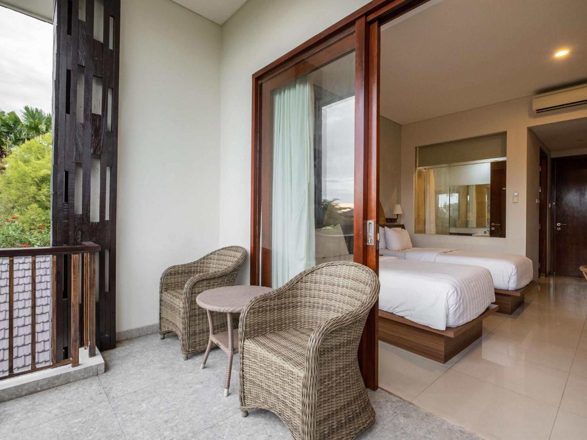 Cove Tevana Seminyak Exterior foto